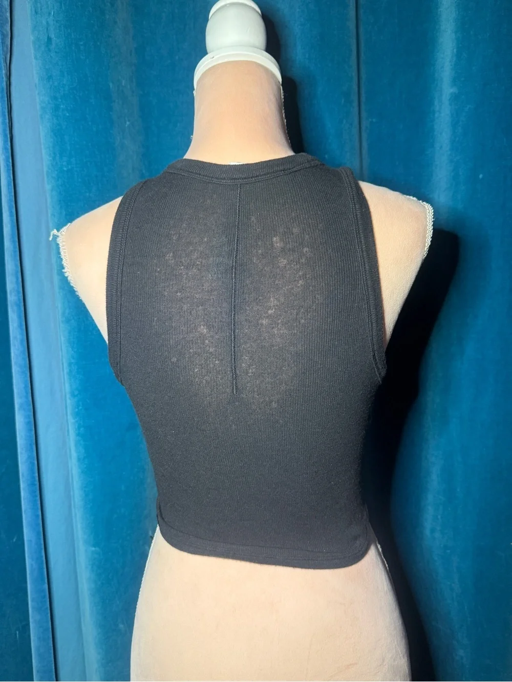 Black Ribbed Crop Tank Top - Women's